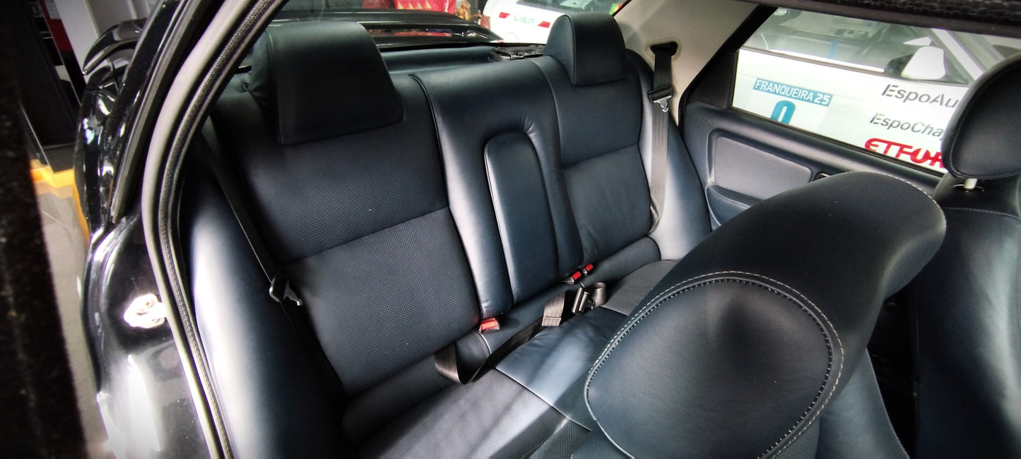 1991 Ford Sierra Sapphire RS Cosworth 4x4 - Interior trás